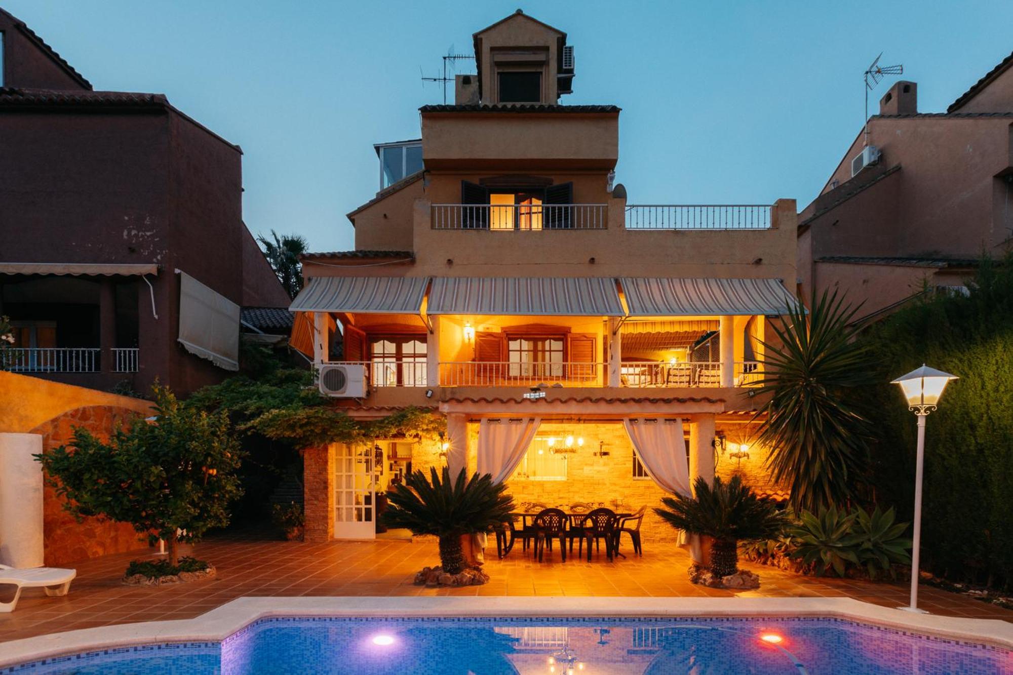 Chalet, Villa Rodeada De Naturaleza Piscina A Doce Klm De Valencia Y 7 Del Aeropuerto Exterior foto